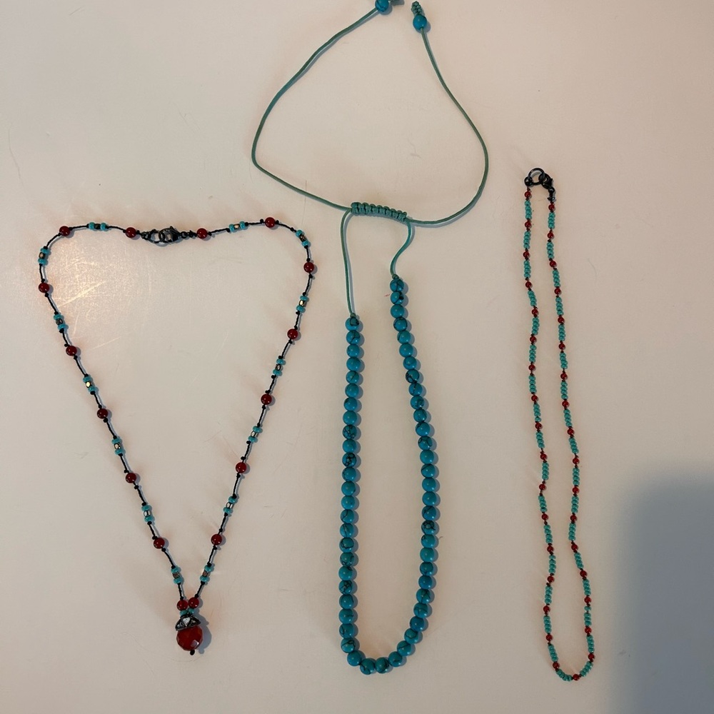 Set Of 3 Costume Jewelry Necklaces